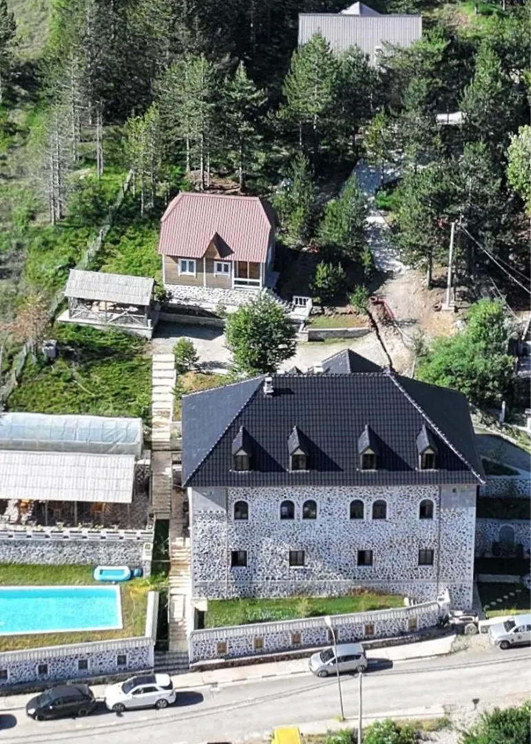 Peshkopi Bujtina Oxhaku I Docit酒店